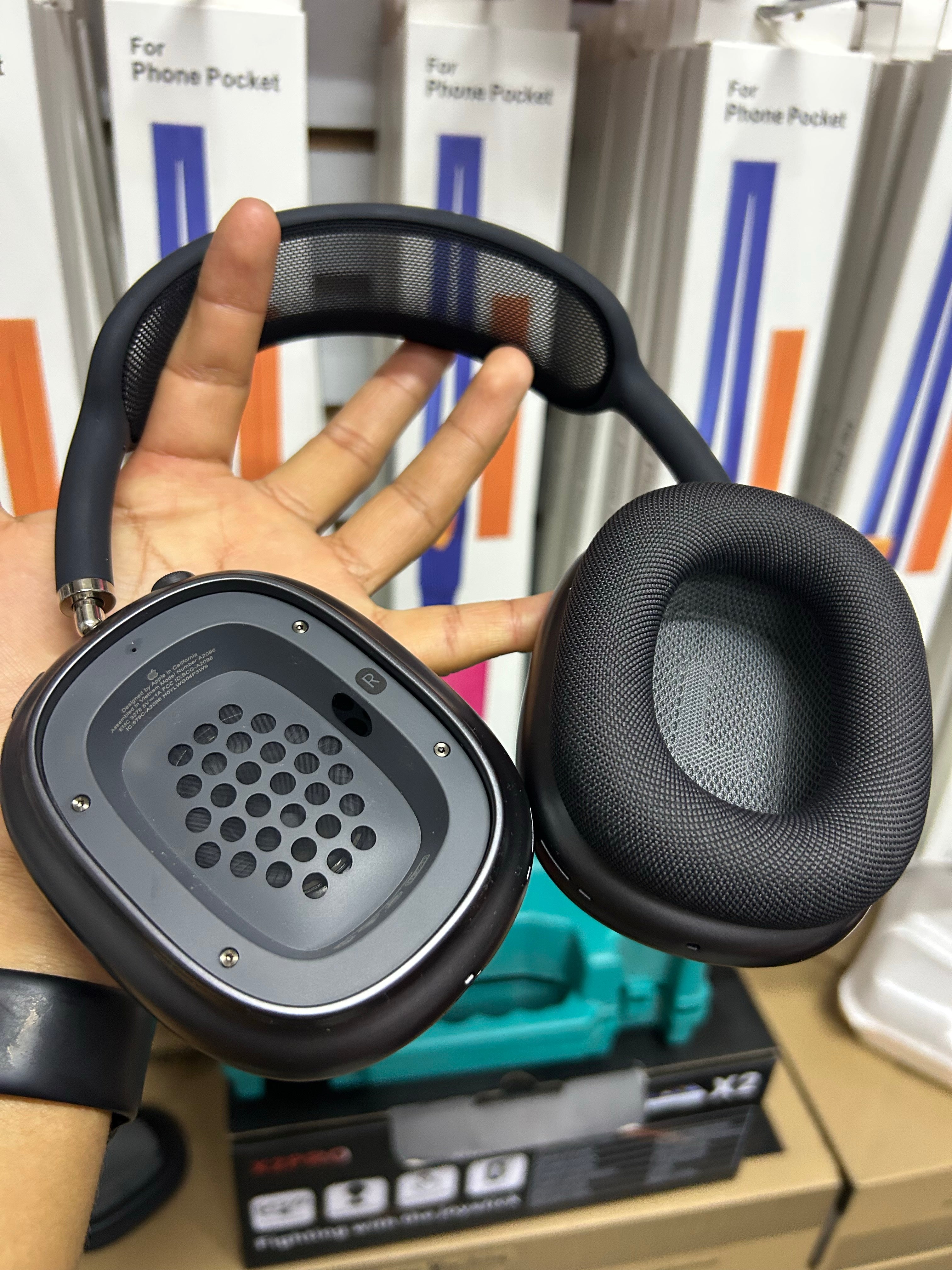 AirPods Max OEM (Lightning)